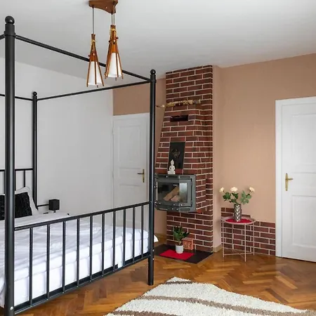 Apartment Castel Central Studio